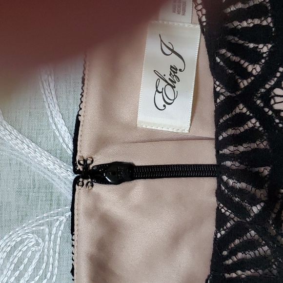 ELIZA J Black & Nude Lace Dress.  SZ. 8.  Stunning. Lined - Picture 10 of 14